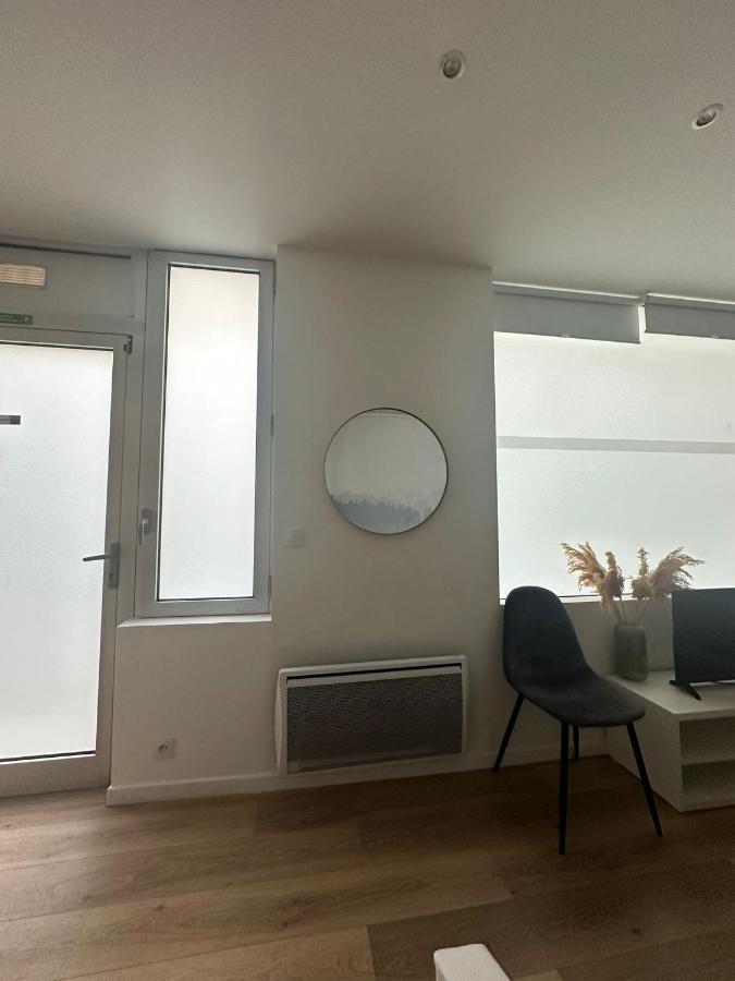 Ferienwohnung Modern And Warm Fully Renovated Split Level Apart Steps Away From The Grands Boulevard Paris Exterior foto